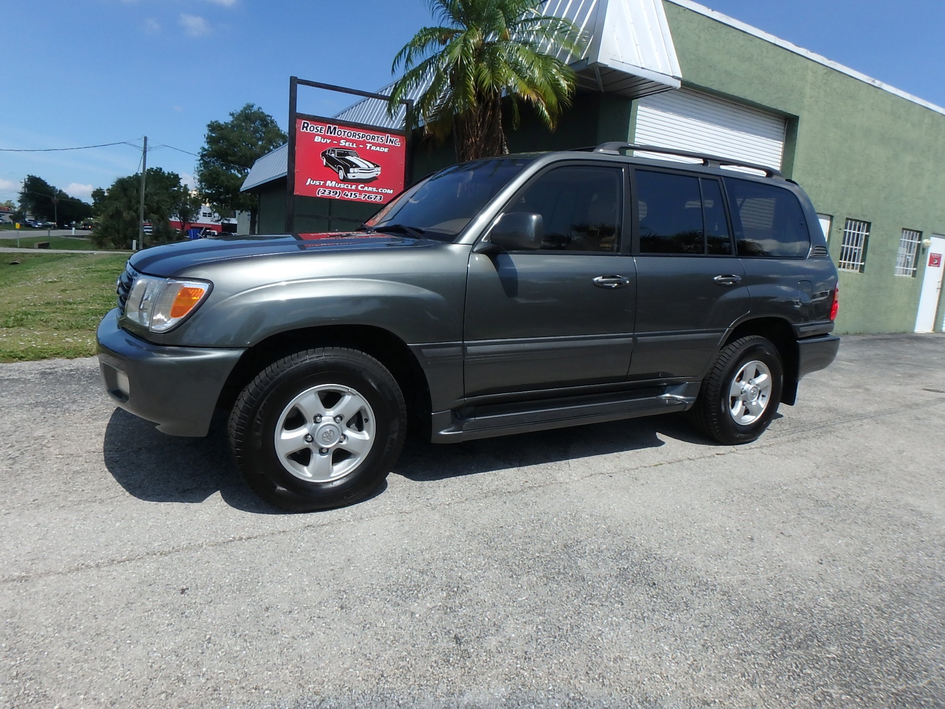 Used-2000-Toyota-Land-Cruiser