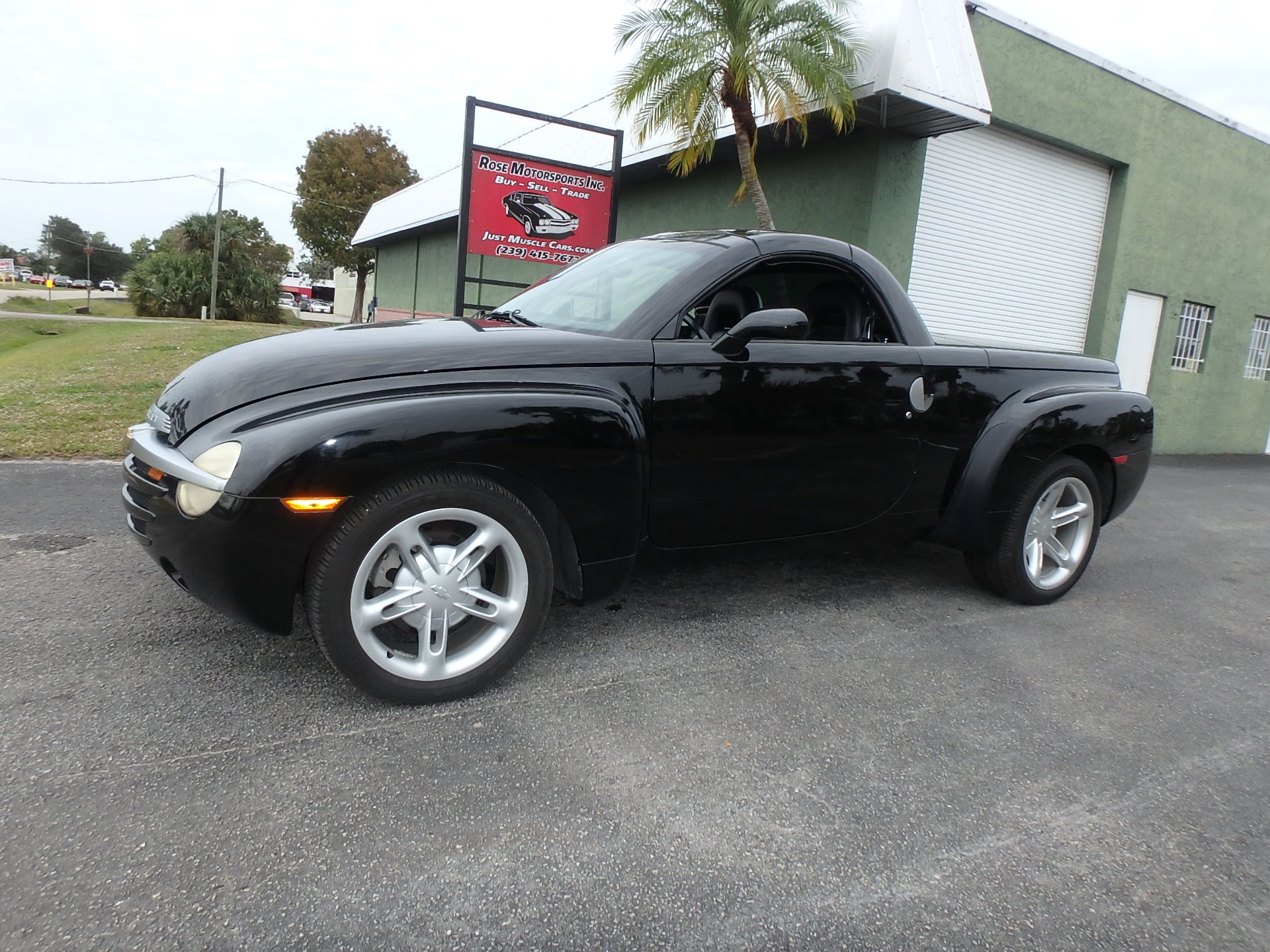 Used 2004 Chevrolet SSR LS